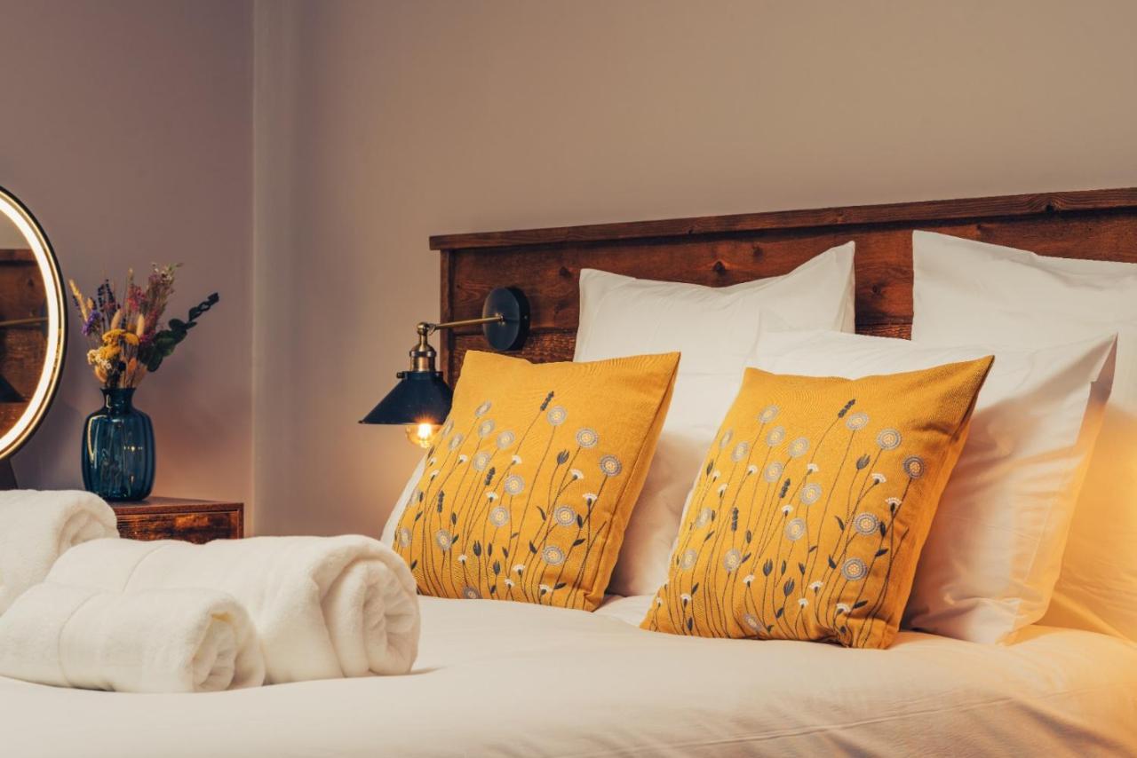 Hotel Reubens Congleton Esterno foto